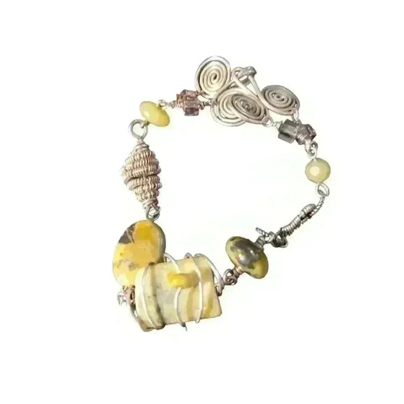 Handmade silver and stone bracelet - Picture 1 of 3